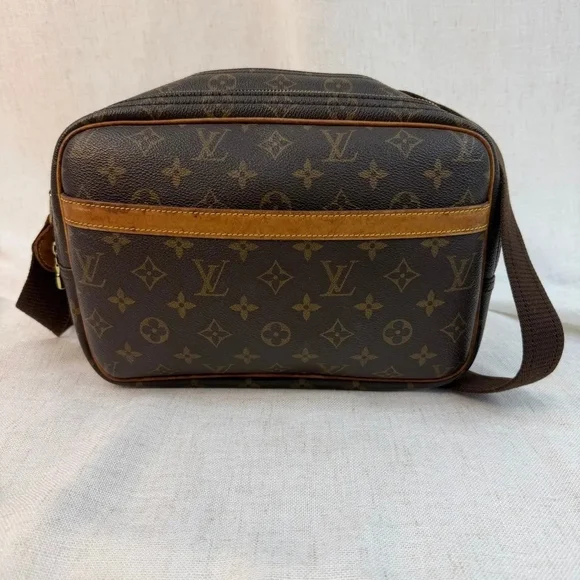 Louis Vuitton Brown Monogram Reporter Bag - Picture 2 of 9